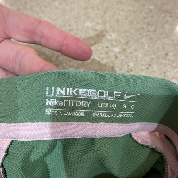 Nike Golf Shirt - Picture 3 of 10